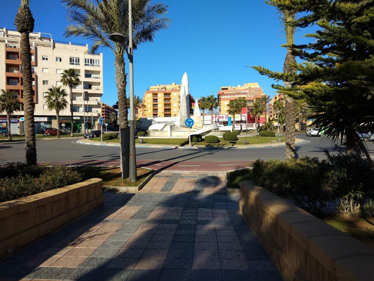 Apartament Apartamento En Puerto De Roquetas De Mar Zewnętrze zdjęcie